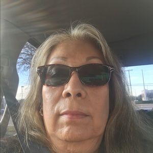 Meet your Posher, Teresa